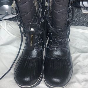 SOREL TOFINO II WATERPROOF BOOTS
